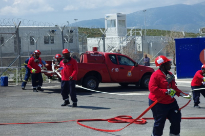 Στη Σάμο η πρώτη ομάδα προσφύγων, που εκπαιδεύτηκαν στην αντιμετώπιση εκτάκτων συνθηκών