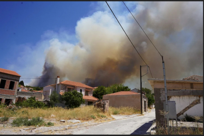 Δραματική η κατάσταση στη Λέσβο: Mετά τη Βρίσα εκκενώνεται προληπτικά κι ο Σταυρός