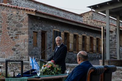 Ποιος είναι ο Πρέσβης του Ισραήλ Noam Katz που ανακηρύχθηκε Επίτιμος Δημότης της Δυτικής Λέσβου