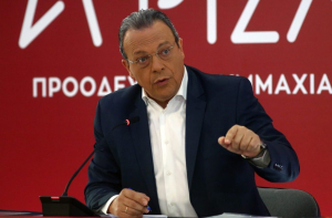 Στη Λέσβο ο Σωκράτης Φάμελλος για την κρίση με τον αφθώδη πυρετό
