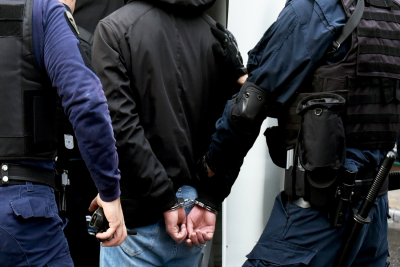 Λέσβος: Η μια σύλληψη μετά την άλλη... για εκκρεμές ένταλμα, για κλοπή, για ναρκωτικά και οδήγηση χωρίς δίπλωμα...