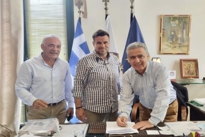 Χίος: Σύμβαση 101.048,30€ υπέγραψε ο Κάρματζης για επισκευαστικές εργασίες στα σχολεία