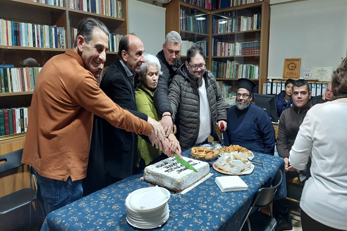 Γέμισε χαμόγελα και δώρα η κοπή πίτας του “Δελφινιού” στη Σκάλα Λουτρών!