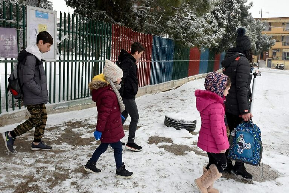 Κακοκαιρία Μπάρμπαρα: Κλειστά τα σχολεία και την Τρίτη; Το μεσημέρι η απόφαση