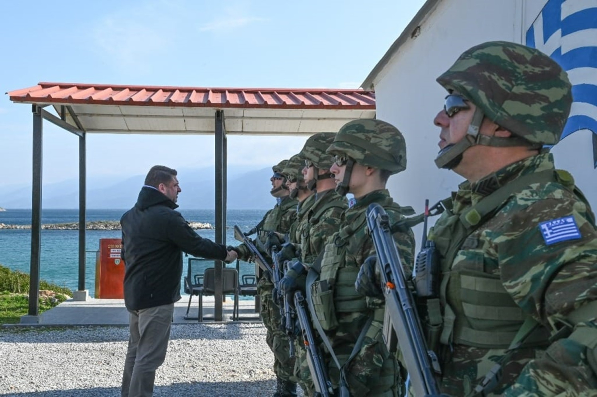 Στα φυλάκια των Ενόπλων Δυνάμεων της Ικαρίας, Σάμου, Οινουσσών και Ψαρών ο Χαρδαλιάς(pics)