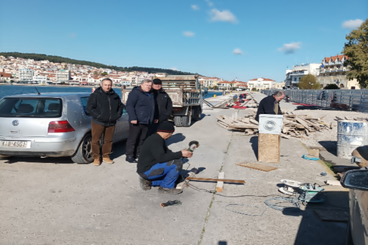 Ενημέρωση απο τον Αντιδήμαρχο Στρατή Τζιμή για το εκτελούμενο έργο της Ανάπλασης της Προκυμαίας Μυτιλήνης