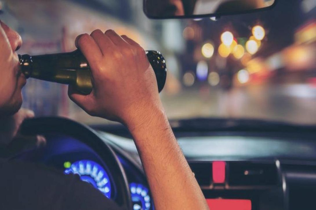 Μεθυσμένος οδηγός στη Χίο έπεσε σε τροχαίο και κατέληξε στο κρατητήριο