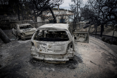 «Γροθιά» στο στομάχι όσα απάνθρωπα έγιναν στο Μάτι: «Έγινε ασπίδα για να σώσει τον μπέμπη της» - Οι συγκλονιστικές καταθέσεις