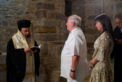 Χίος: Μεθοδιστής βαπτίστηκε Ορθόδοξος σε έναν από τους αρχαιότερους ναούς του Αιγαίου