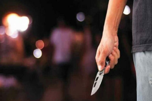 Λέσβος: Έκανε «ντου» με μαχαίρι σε κατάστημα και μετά χτύπησε αστυνομικό!