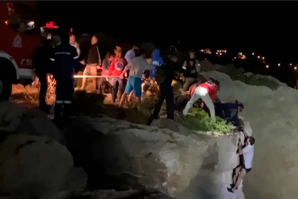 Γυναίκες οι 16 νεκροί στο ναυάγιο με μετανάστες στη Λέσβο - Συγκλονιστικά βίντεο από την διάσωση στα Κύθηρα