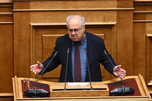 ΠΑΣΟΚ: Άναψαν φωτιές οι δηλώσεις του Παναγιώτη Παρασκευαΐδη – «Ο Δουδωνής δεν έχει ζήσει ούτε μία μέρα στη Μυτιλήνη"