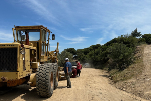 Ξεκίνησε άλλο ένα μεγάλο έργο αγροτικής οδοποιίας – 11 χλμ. άσφαλτος στο δρόμο της “Ποταμιάς”