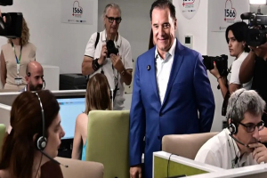 Πρεμιέρα σήμερα για τον τετραψήφιο 1566 του ΕΣΥ: «Καταργούμε πάνω από 100 τηλεφωνικές γραμμές για την υγεία», λέει ο Άδωνις Γεωργιάδης