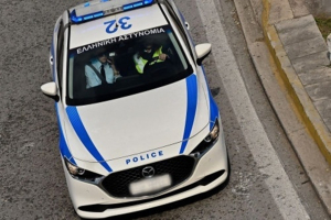 ΣΟΚ ΣΤΗΝ ΑΝΔΡΑΒΙΔΑ: ΣΗΚΩΣΕ ΚΑΤΙ ΠΑΛΙΕΣ ΠΑΛΕΤΕΣ ΚΑΙ ΑΠΟ ΚΑΤΩ ΒΡΗΚΕ ΝΕΚΡΟ ΤΟΝ 29ΧΡΟΝΟ – ΜΟΛΙΣ ΕΙΔΑΝ ΤΙ ΕΙΧΕ ΣΤΟ ΚΕΦΑΛΙ…