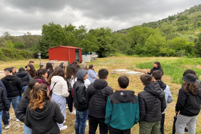Επίσκεψη μαθητών στην καινοτόμα μονάδα επεξεργασίας λυμάτων στην Άντισσα του HYDROUSA
