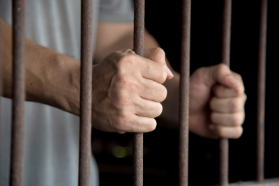 Λέσβος: Σε Σαμπουάν και αφρόλουτρο 26χρονη προσπάθησε να προμηθεύσει ηρωίνη σε 25χρονο κρατούμενο...(!)