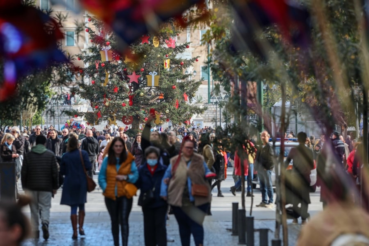 Κυριακή με ανοιχτά μαγαζιά και σούπερ μάρκετ, τι ώρα ανοίγουν και τι ώρα κλείνουν