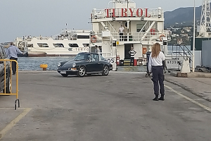 Παρέλαση κλασικών αυτοκινήτων από την Τουρκία στη Λέσβο!