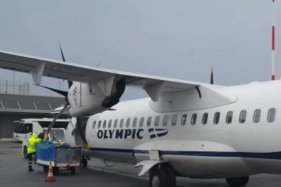 Μυτιλήνη: Η ανακοίνωση της Aegean για το περιστατικό με τη φωτιά στον κινητήρα αεροπλάνου – «Προληπτική η εκκένωσή του»