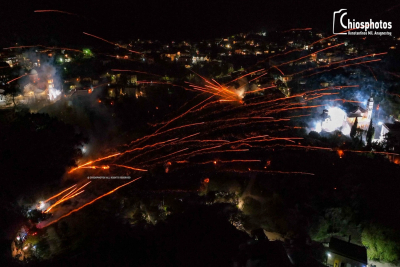 Φαντασμαγορικός Ρουκετοπόλεμος στη Χίο με άρωμα Hollywood (vid-pics)