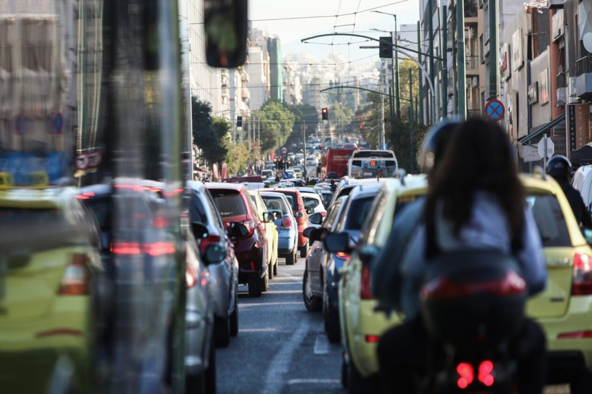 Επιστρέφονται οι πινακίδες, οι άδειες οδήγησης και κυκλοφορίας ενόψει Πάσχα - Ποιοι εξαιρούνται