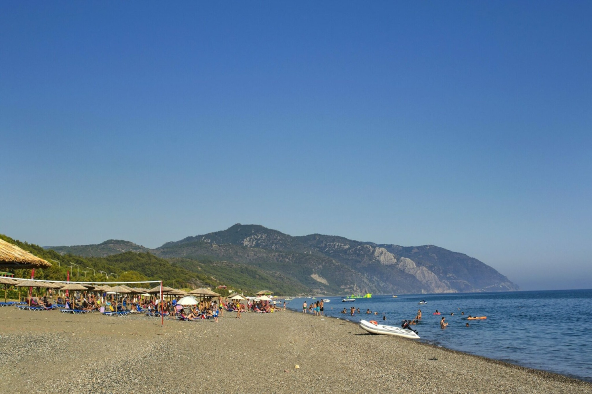 17 Γαλάζιες σημαίες στο Δήμο Δυτικής Λέσβου!