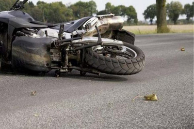 Σάμος: Τροχαίο Ι.Χ. με δίκυκλη μοτοσικλέτα με τραυματία