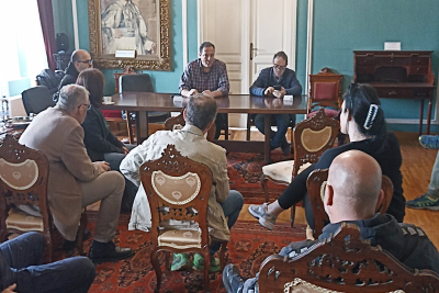 Έκτακτη σύσκεψη στη Σάμο: Αντιδράσεις για τις μειωμένες ακτοπλοϊκές συνδέσεις