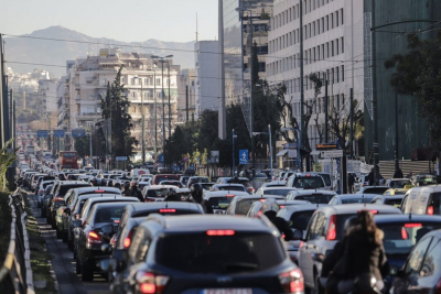 ΑΑΔΕ: Θα εντοπίζει μέσω αυτόματου μηχανισμού τα ανασφάλιστα οχήματα και όσα δεν έχουν περάσει ΚΤΕΟ