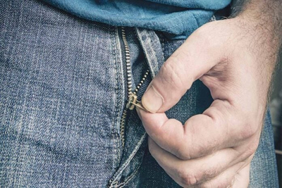 Χίος: Καταγγελία καθηγητριών για μαθηματικό που αυτοικανοποιούταν – Διατάχθηκε ΕΔΕ