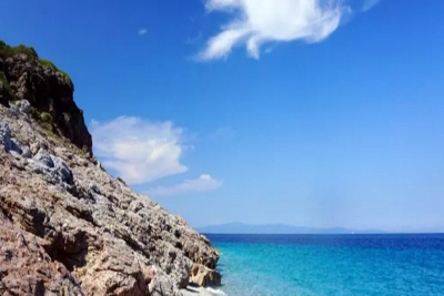 Οι &quot;απάτητες παραλίες&quot; της Λέσβου