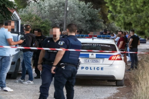 Δύο συλλήψεις ανακοίνωσε η ΕΛΑΣ για το μακελειό των έξι Τούρκων - Ο ένας ετοιμαζόταν να ταξιδέψει στη Μυτιλήνη
