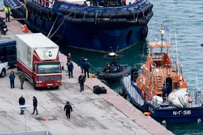 Ελάχιστες ελπίδες για εντοπισμό του κυβερνήτη του μοιραίου F4 - Στις έρευνες «ρίχνεται» και ειδικό υποβρύχιο (vid)