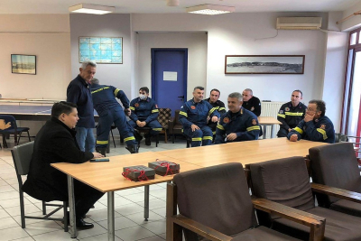 Λέσβος: Επίσκεψη Γιάννη Μπουρνού στην Πυροσβεστική Υπηρεσία