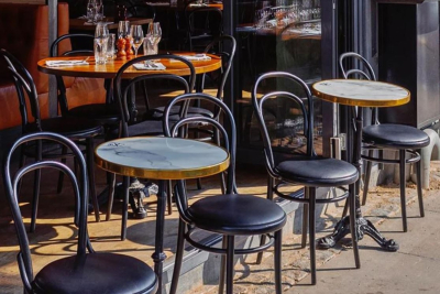 Μυτιλήνη: Μείωση 90% στα τέλη τραπεζοκαθισμάτων από το Λιμενικό Ταμείο