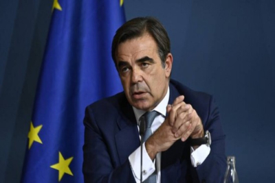Αυστηρό μήνυμα Σχοινά για τη Λέσβο: προϋπόθεση η τήρηση των μέτρων βιοασφάλειας