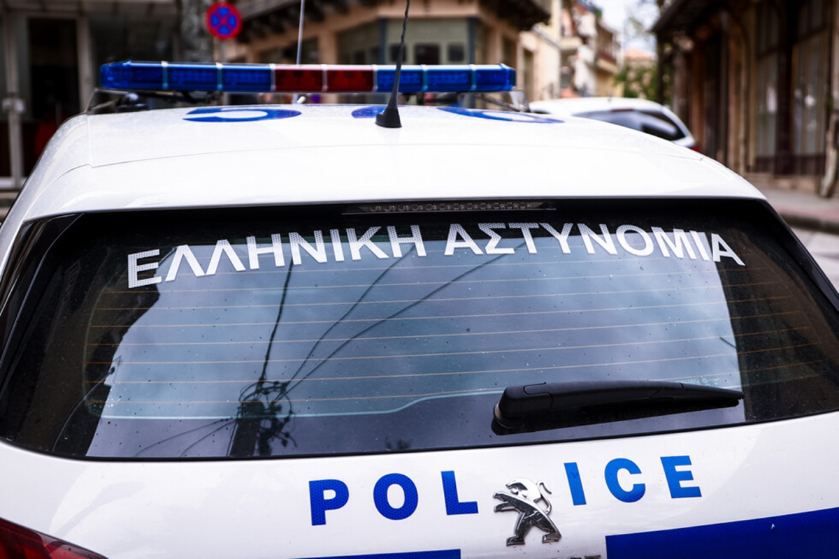 Εξαρθρώθηκε εγκληματική οργάνωση τα μέλη της οποίας διακινούσαν πλαστά δελτία αιτούντος διεθνούς προστασίας, στο νησί της Σάμου