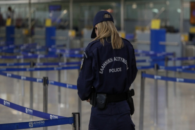 Σύλληψη δύο ανηλίκων στο αεροδρόμιο Μυτιλήνης για χρήση πλαστών ταξιδιωτικών εγγράφων