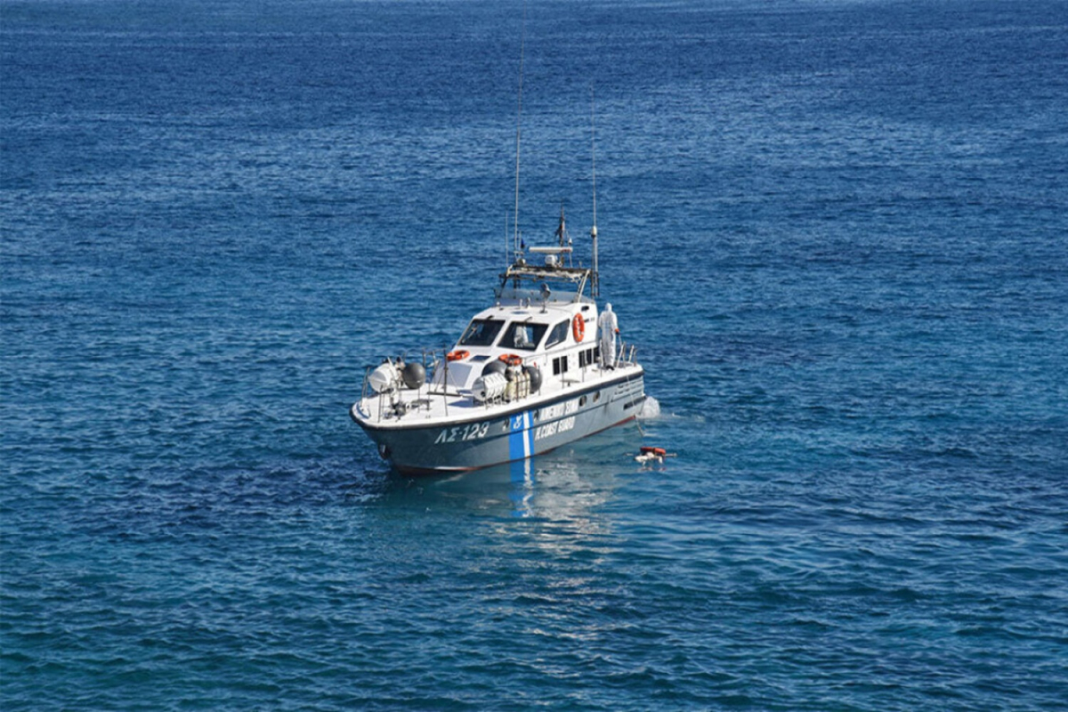 Απεγκλωβίστηκαν 42 άτομα από τη βραχονησίδα Μπαρμπαλιάς στη Λέσβο